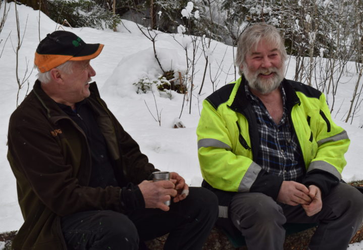 - Vi jobber mye og blir ikke rike, men vi trives veldig godt.