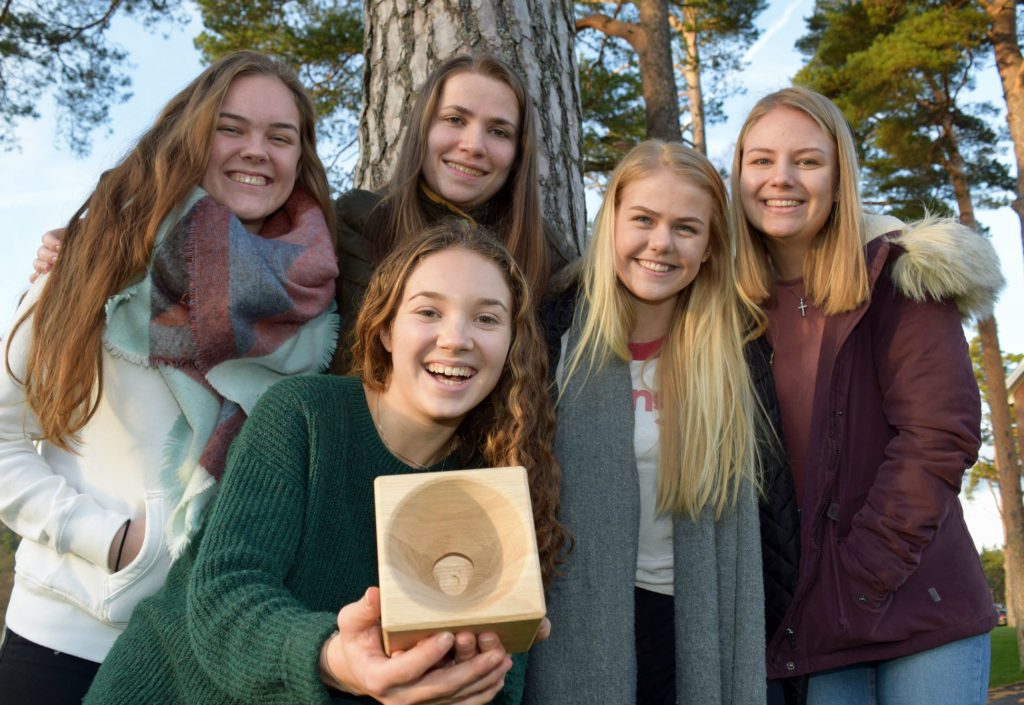 Suksess med høyttaler i tre Suksess med høyttaler i tre